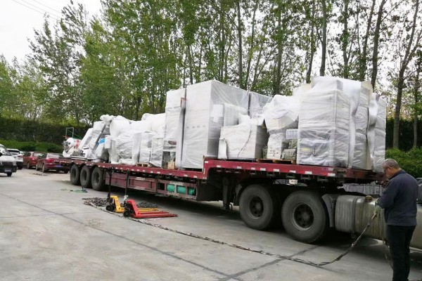 發(fā)貨現(xiàn)場(chǎng)